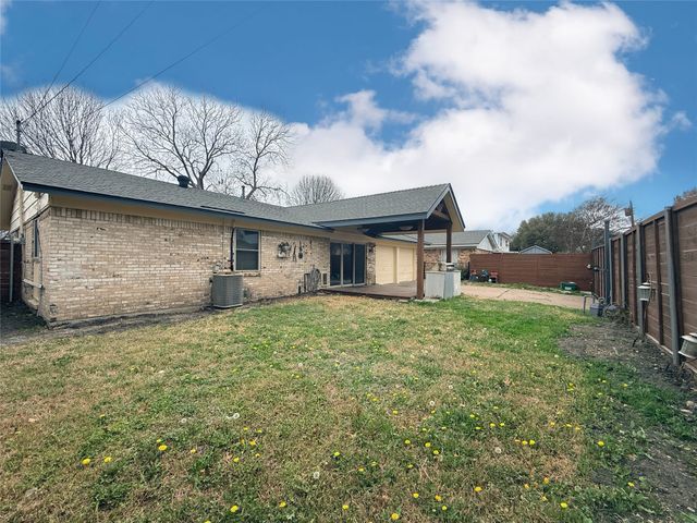 2004 Eastbrook Circle, Mesquite, TX 75150