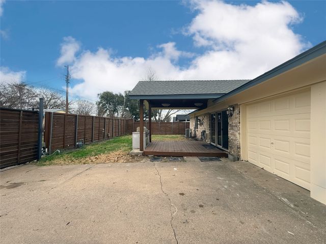 2004 Eastbrook Circle, Mesquite, TX 75150
