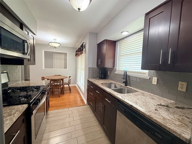 2004 Eastbrook Circle, Mesquite, TX 75150