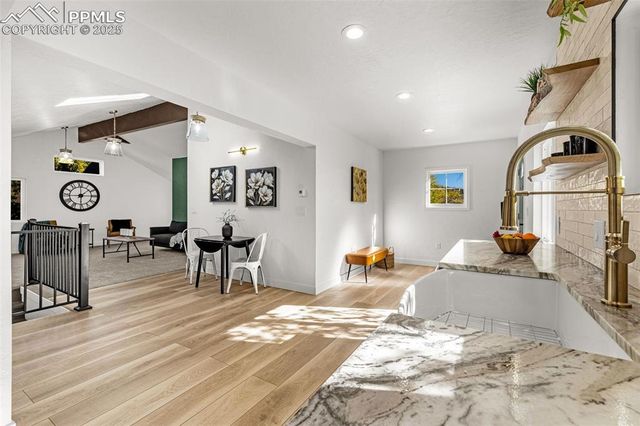 10 Rock Hill Road, Manitou Springs, CO 80829