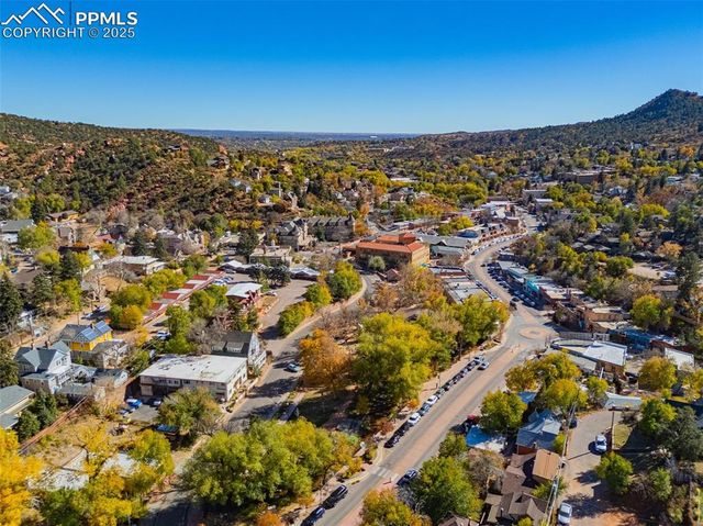 10 Rock Hill Road, Manitou Springs, CO 80829