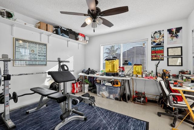 18840 NW 57th Avenue 302, Hialeah, FL 33015