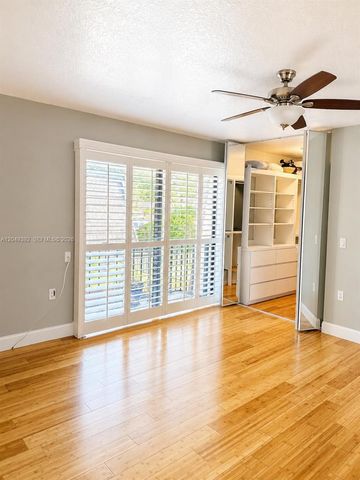 515 5th Court, Palm Beach Gardens, FL 33410