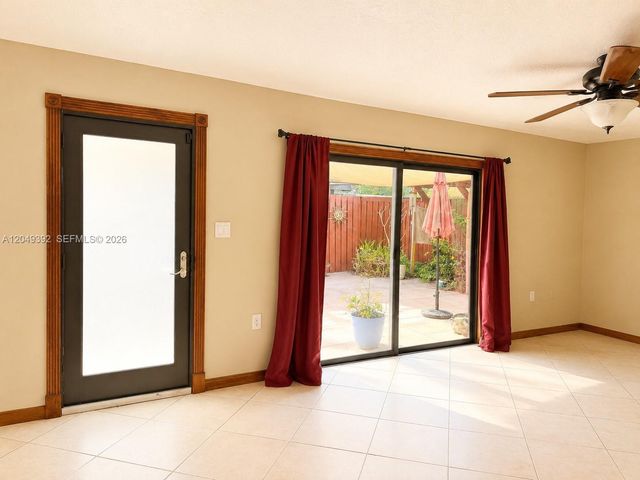 515 5th Court, Palm Beach Gardens, FL 33410
