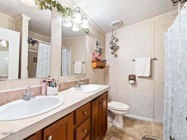 170 Burnett Chapel Lane, Greeneville, TN 37743