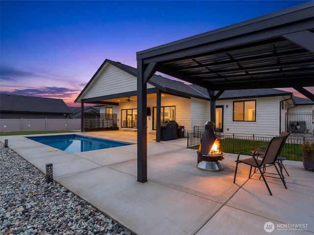 633 S Monte Verde Drive, East Wenatchee, WA 98802