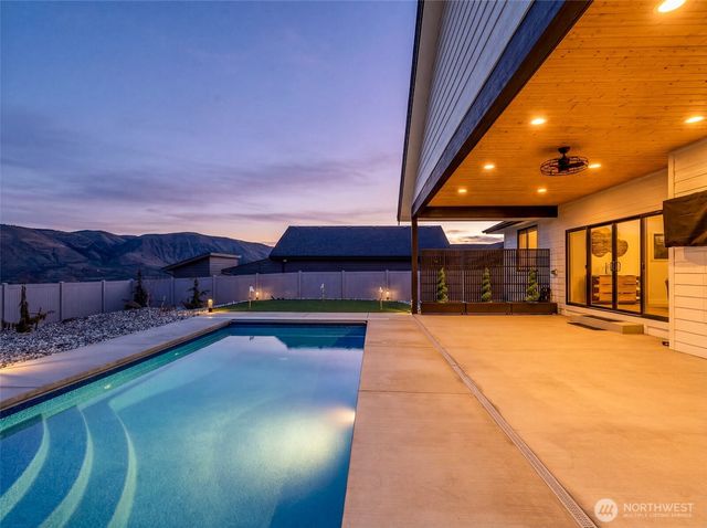 633 S Monte Verde Drive, East Wenatchee, WA 98802