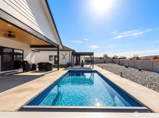 633 S Monte Verde Drive, East Wenatchee, WA 98802