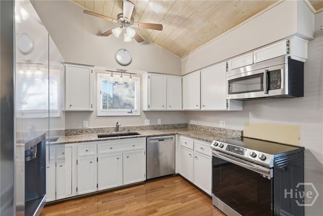 12 Moss Pointe Court, Savannah, GA 31410