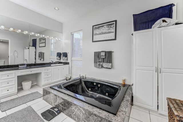 12007 Lakeway Court, Houston, TX 77071