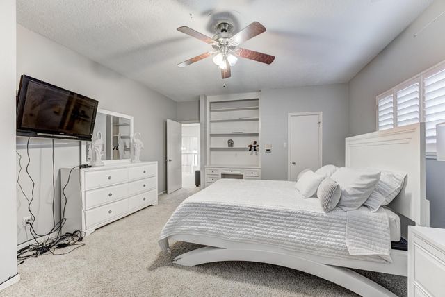 12007 Lakeway Court, Houston, TX 77071