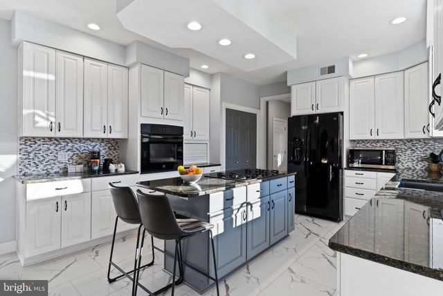 5 GUNPOWDER ROAD, Mechanicsburg, PA 17050