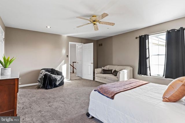 5 GUNPOWDER ROAD, Mechanicsburg, PA 17050