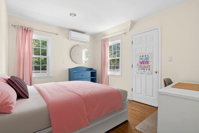 77-15 KEW FOREST Lane, New York City, NY 11375