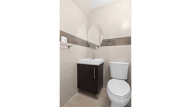 77-15 KEW FOREST Lane, New York City, NY 11375