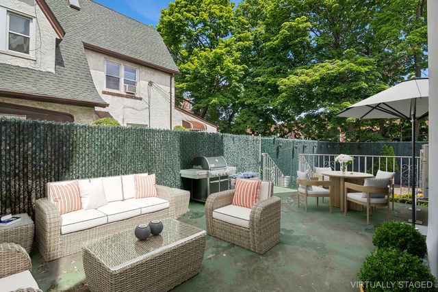 77-15 KEW FOREST Lane, New York City, NY 11375