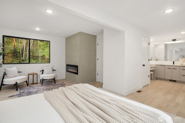 612 219th Avenue NE, Sammamish, WA 98074