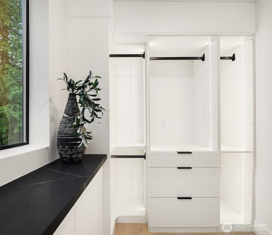 612 219th Avenue NE, Sammamish, WA 98074