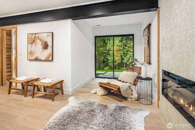 612 219th Avenue NE, Sammamish, WA 98074