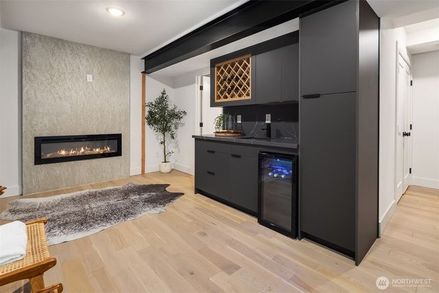 612 219th Avenue NE, Sammamish, WA 98074