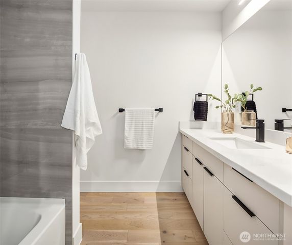 612 219th Avenue NE, Sammamish, WA 98074