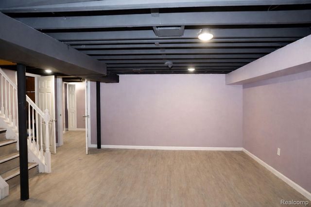 8373 McKinley, Center Line, MI 48015