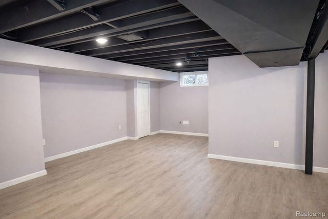 8373 McKinley, Center Line, MI 48015