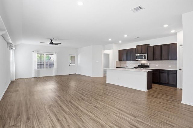 21504 Resource RD, Pflugerville, TX 78660