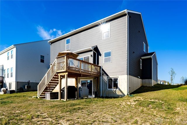 550 Crossing Lane, Dayton, OH 45449