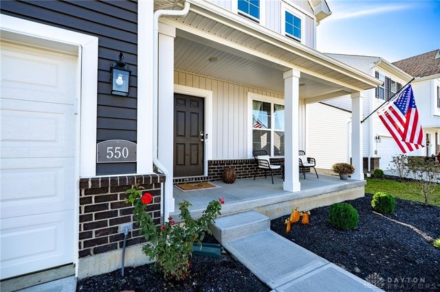 550 Crossing Lane, Dayton, OH 45449