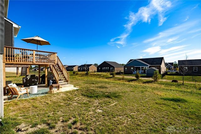 550 Crossing Lane, Dayton, OH 45449