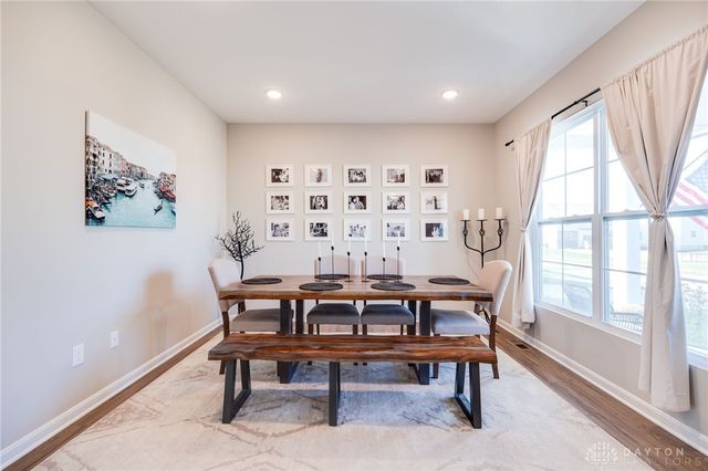 550 Crossing Lane, Dayton, OH 45449