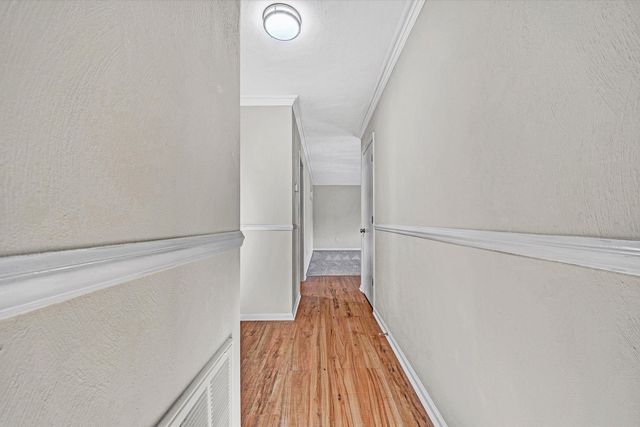 915 Halifax CIR, Vinton, VA 24179