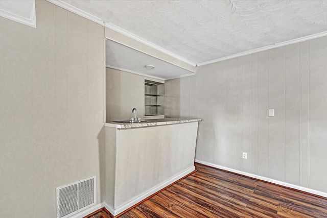 915 Halifax CIR, Vinton, VA 24179