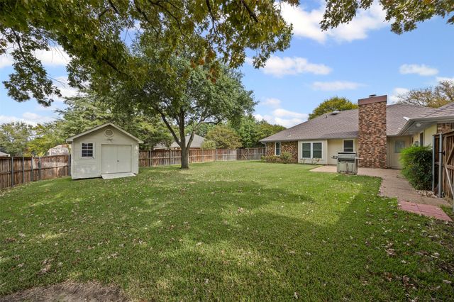 621 Prestonwood Trail, Desoto, TX 75115