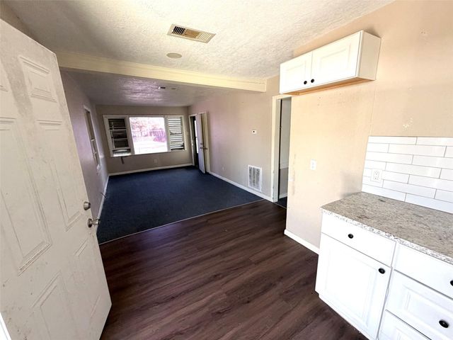 2211 Avenue O, Galveston, TX 77550