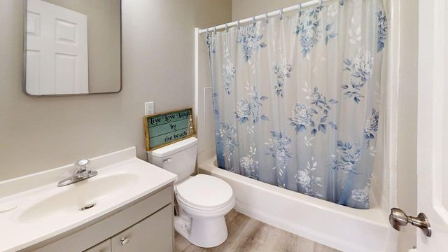 2034 Edwin Way, Sacramento, CA 95825