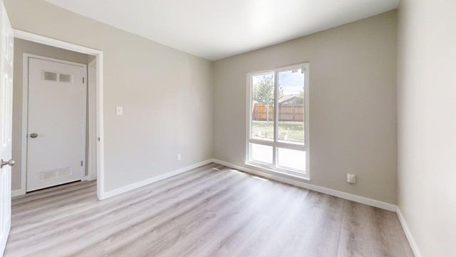 2034 Edwin Way, Sacramento, CA 95825