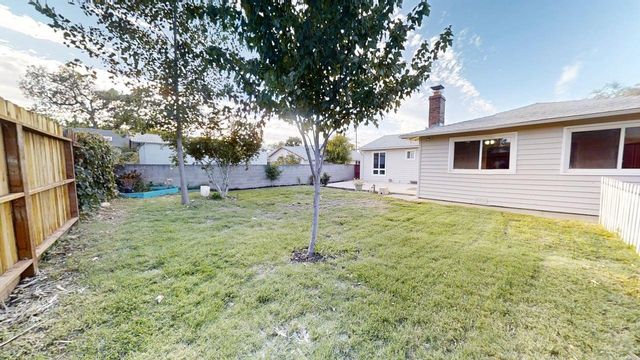 2034 Edwin Way, Sacramento, CA 95825