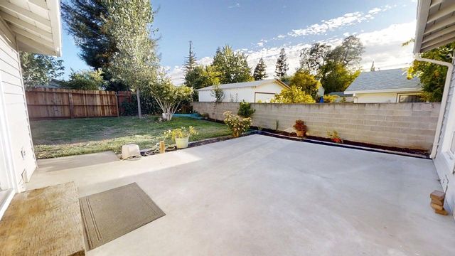 2034 Edwin Way, Sacramento, CA 95825