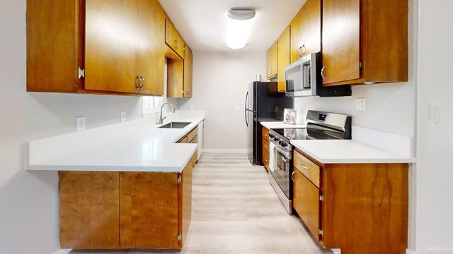 2034 Edwin Way, Sacramento, CA 95825