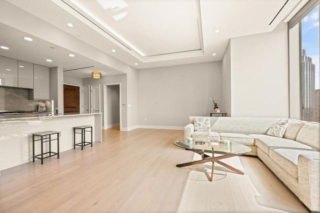1 Dalton 2804, Boston, MA 02115