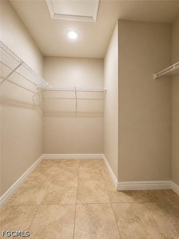 4109 SW 8th PL 201, Cape Coral, FL 33914