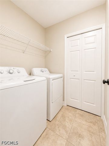 4109 SW 8th PL 201, Cape Coral, FL 33914