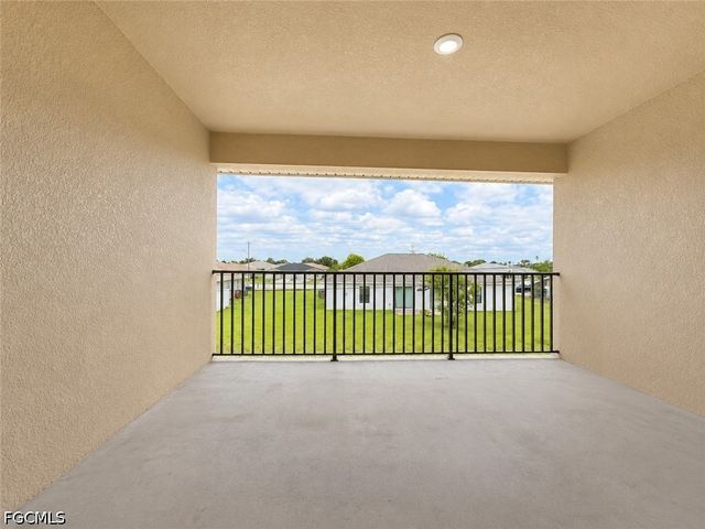 4109 SW 8th PL 201, Cape Coral, FL 33914