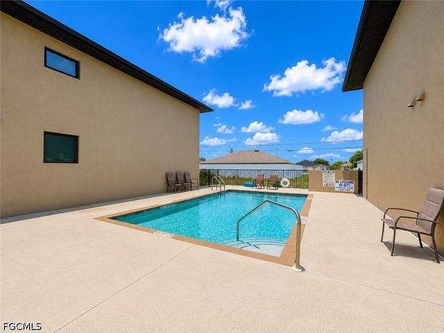 4109 SW 8th PL 201, Cape Coral, FL 33914