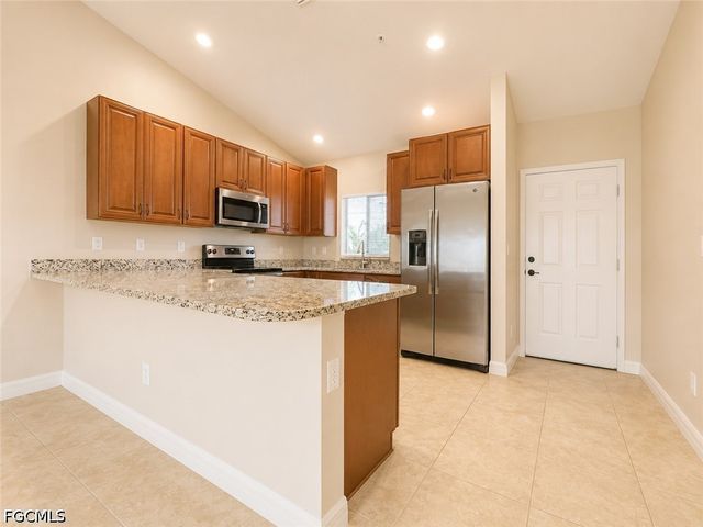 4109 SW 8th PL 201, Cape Coral, FL 33914