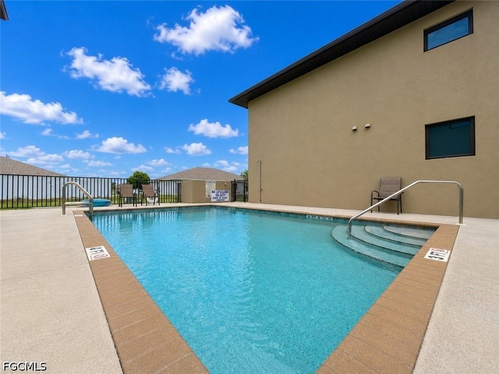 4109 SW 8th PL 201, Cape Coral, FL 33914