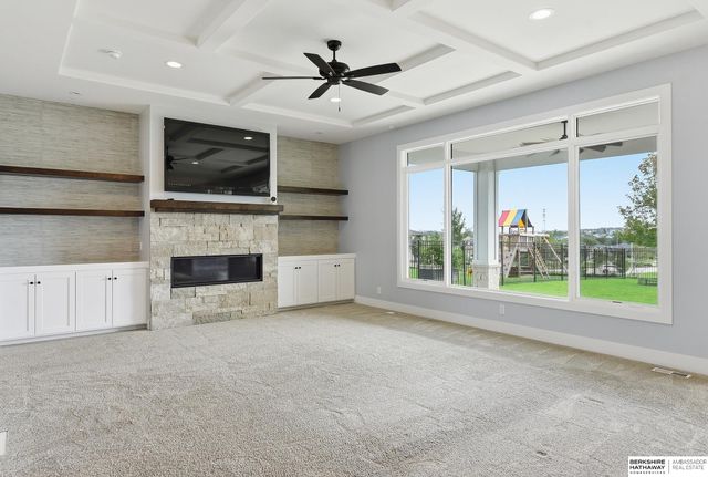 21519 Grover Street, Elkhorn, NE 68022