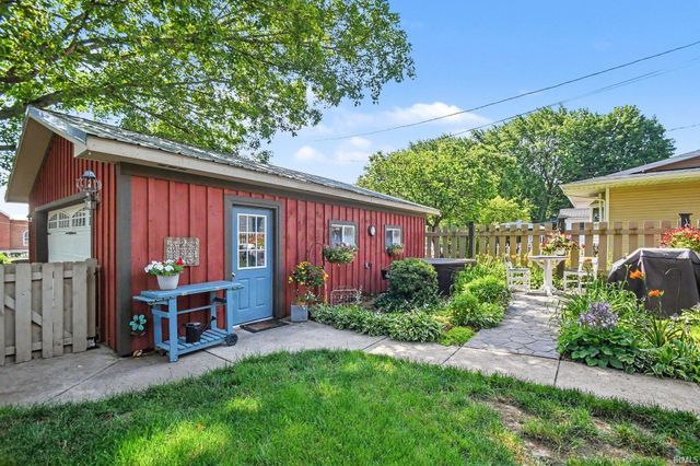 302 S Main Street, Middlebury, IN 46540